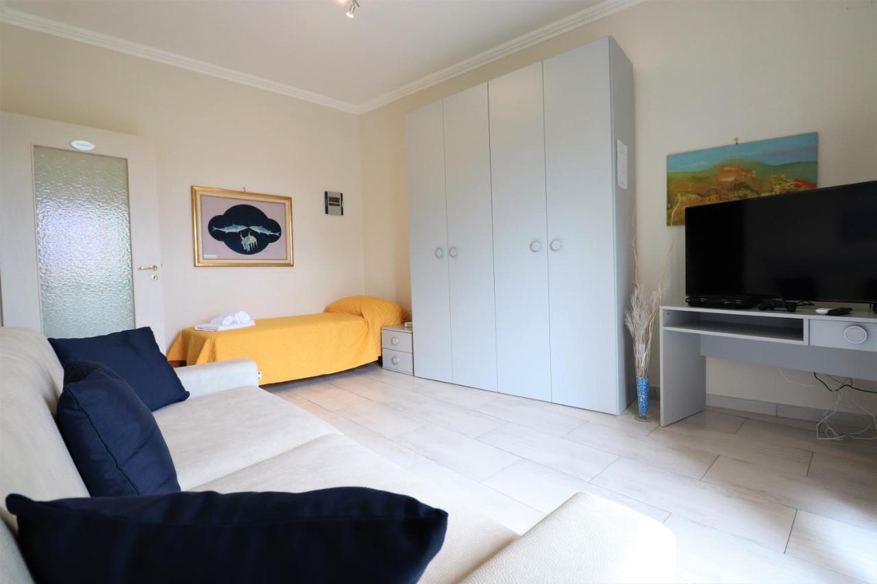 Apartment Painter House